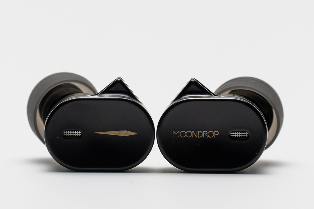 MOONDROP CHU III in Black, front view