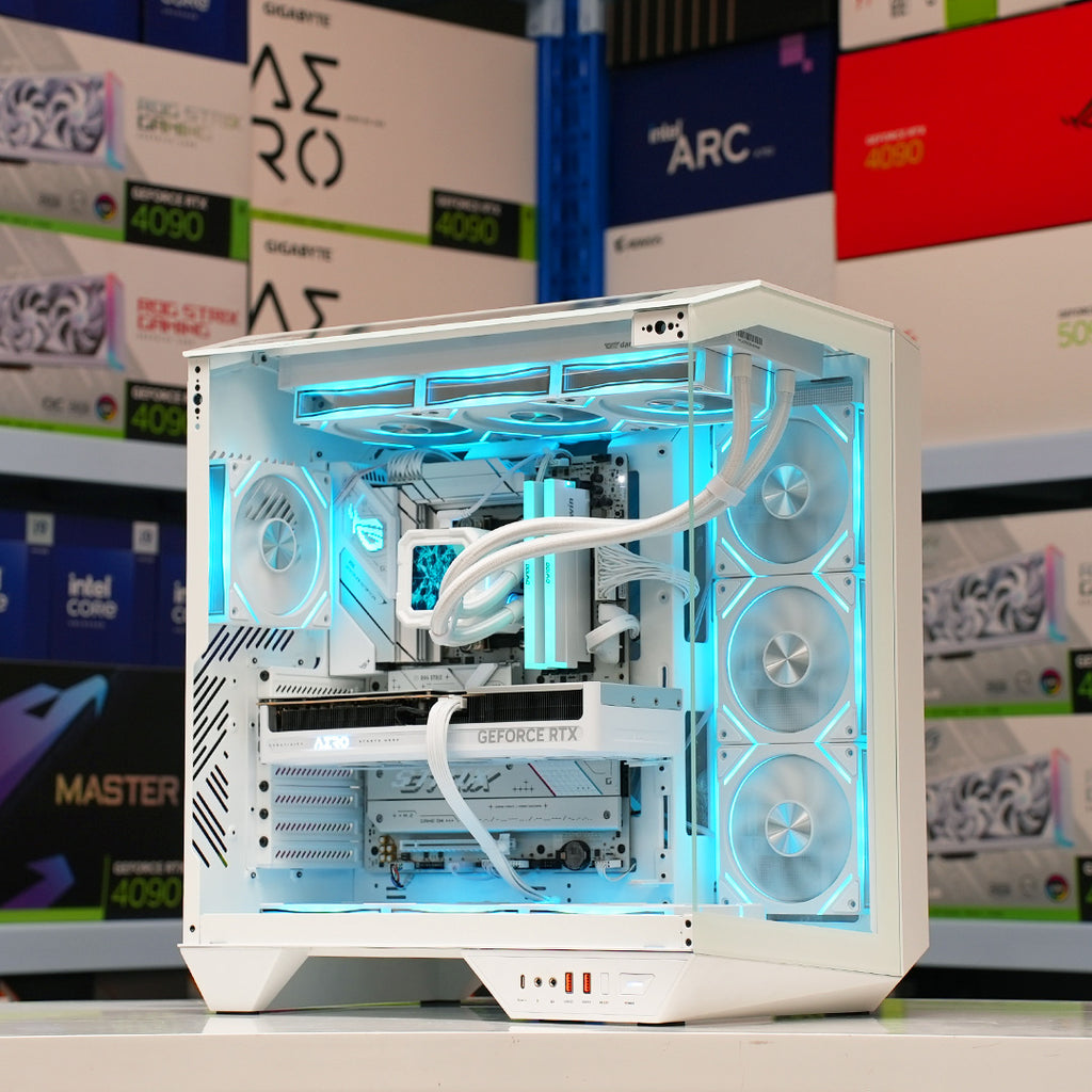 White Flash RTS Ultra | RTX 5080 | Ryzen 9 9900X3D | Gaming PC