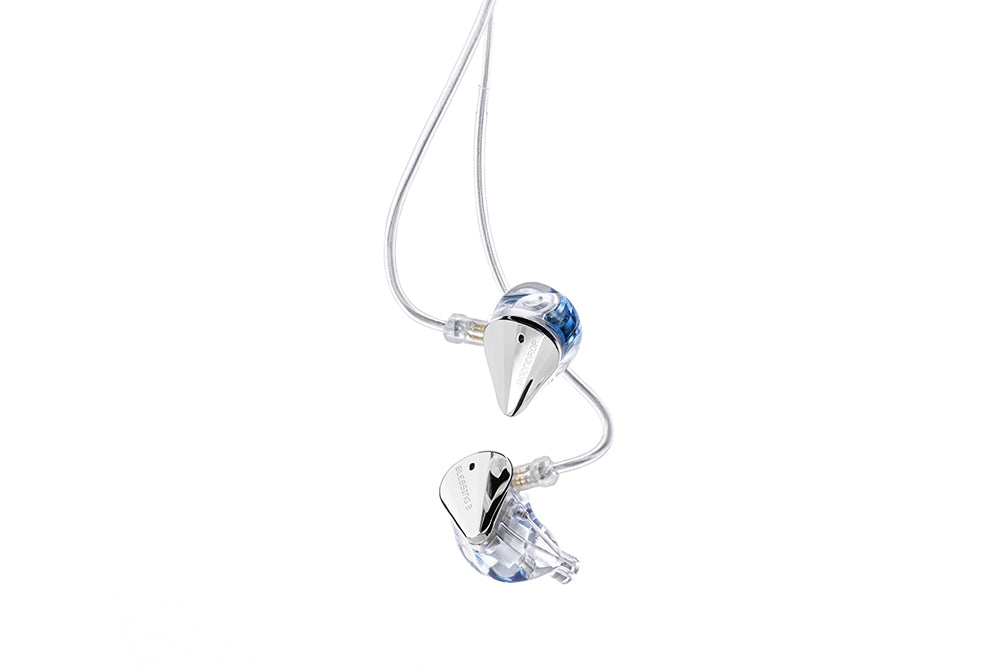 MOONDROP Blessing 3 with silver-plated cable