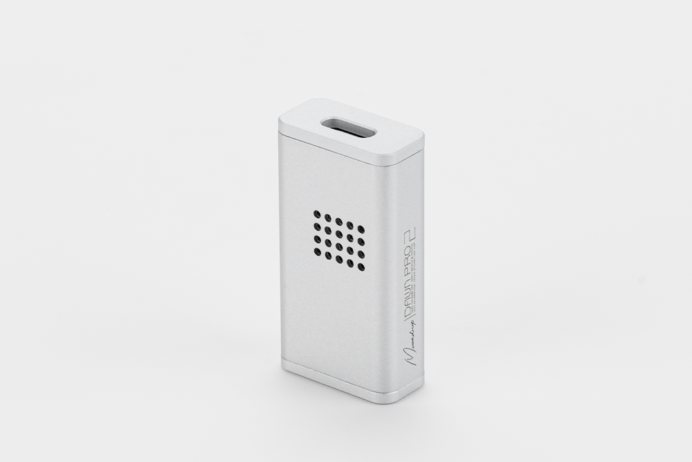 MOONDROP Dawn Pro 2 standing, USB-C port on top