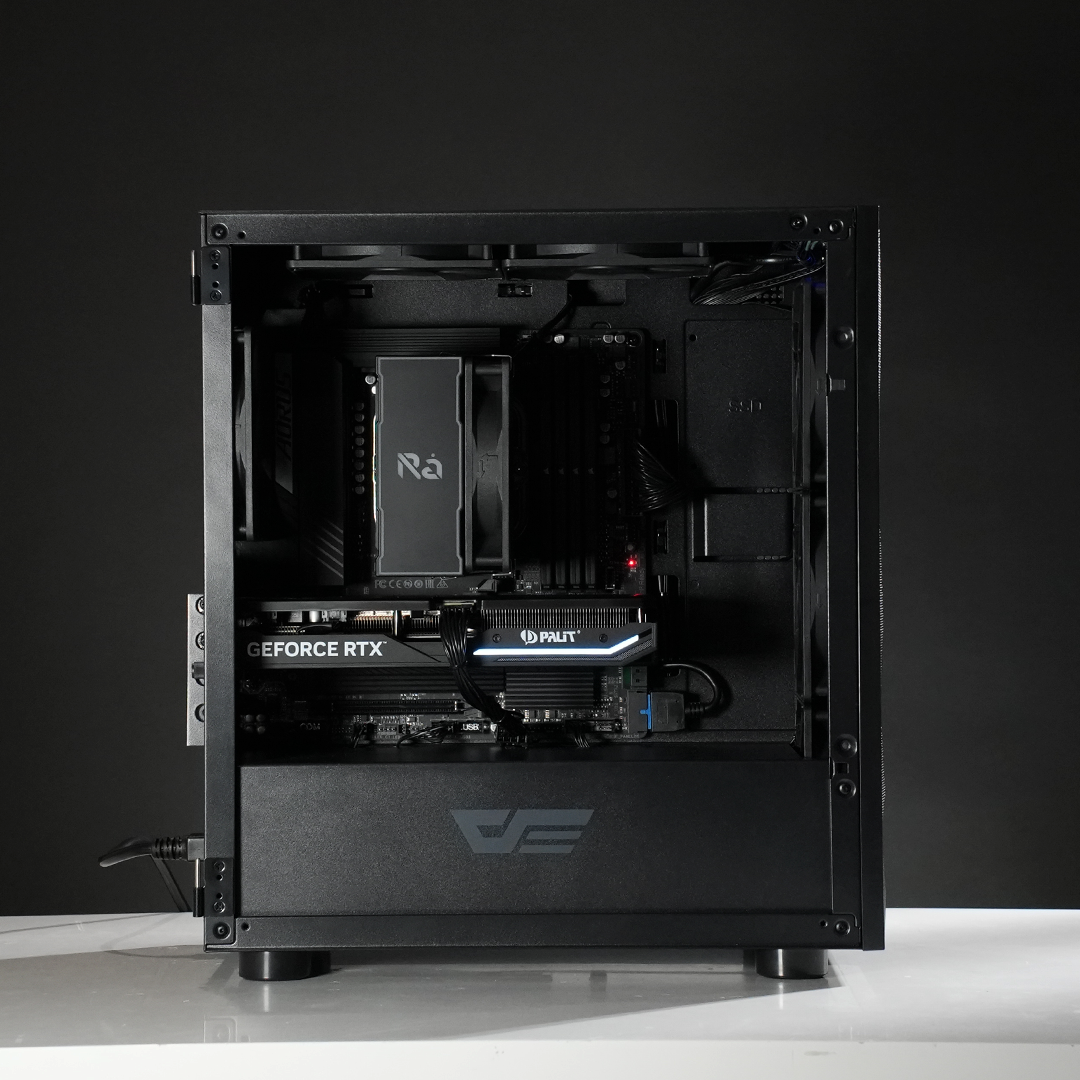 Focal Dark: Studio